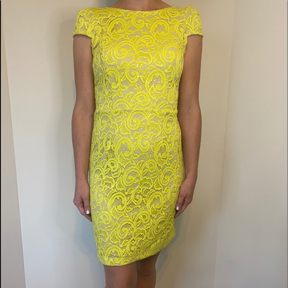 Maia/ Semiformal Dress/ Canary Yellow/ Size 4